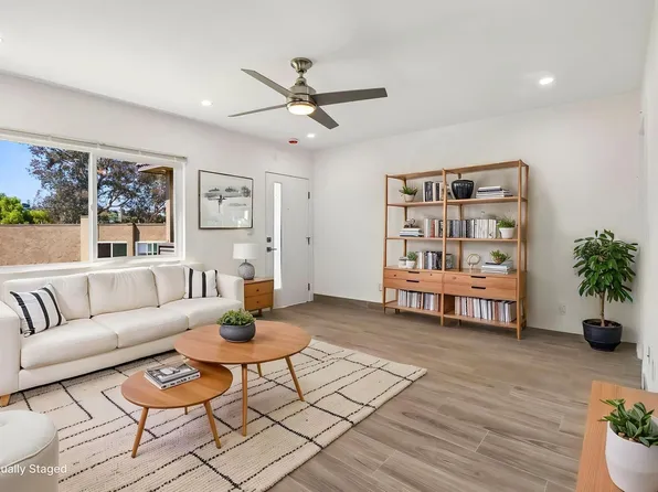 Garrison Townhome Apartments