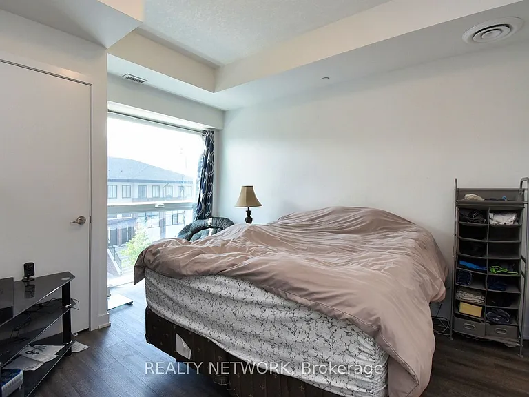 16 Markle Cres #313 — Photo 13