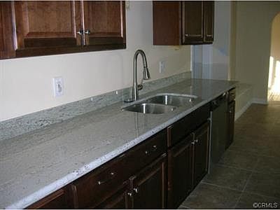 4th image of 3054 Corona Ave