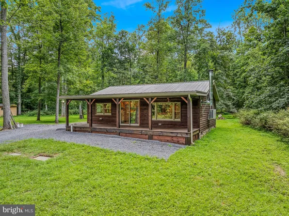 408 Dodson Waugh Loop, Great Cacapon, WV 25422