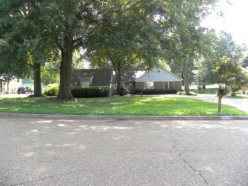 3840 Windyke Dr, Memphis, TN 38125