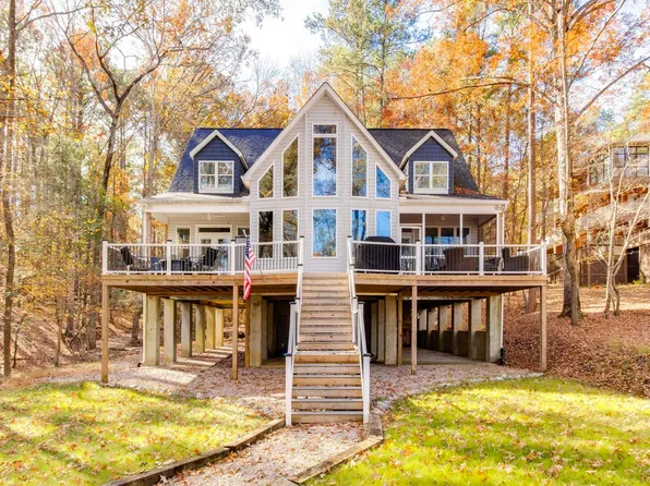 863 Woodside Dr, Winnsboro, SC 29180