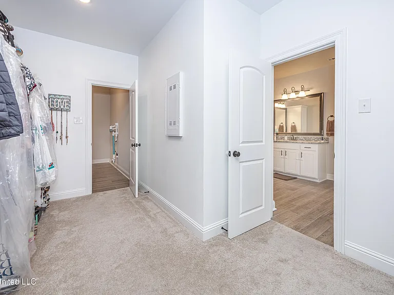 6995 Osprey Dr — Photo 35