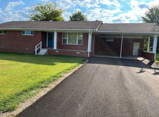 201 E Front St, Bradford, TN 38316