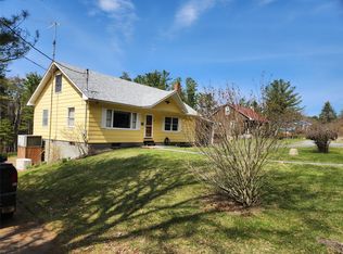 45 Hartwood Club Rd, Sparrow Bush, NY 12780