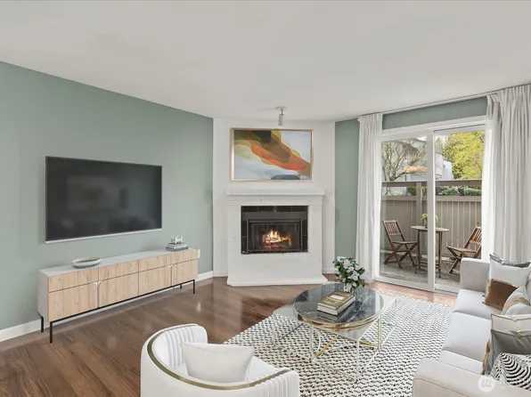 14200 NE 171st St #E104, Woodinville, WA 98072