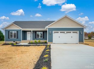 106 E Dundee Ct, Statesville, NC 28625