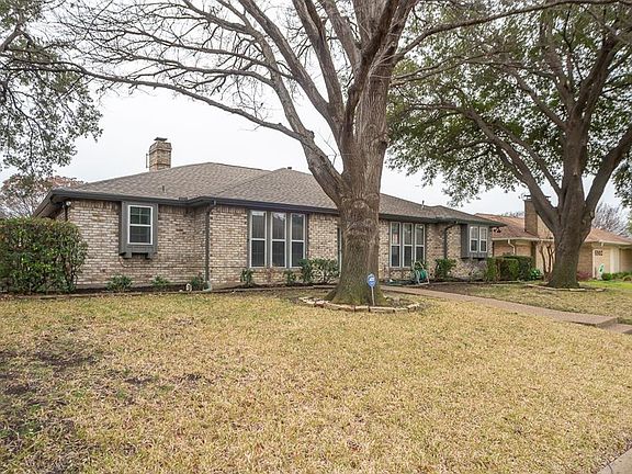 3rd image of 6904 Robin Willow Dr