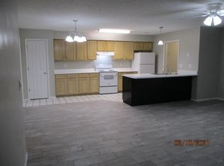 824 E Audrey Ln, Rogers, AR 72758