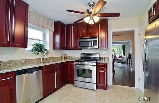 4th image of 7427 Lawler Ave