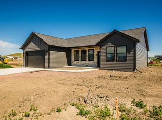 1423 Silverton Dr, Ranchester, WY 82839