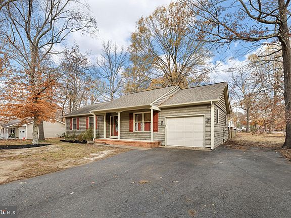 2nd image of 419 Pleasants Dr