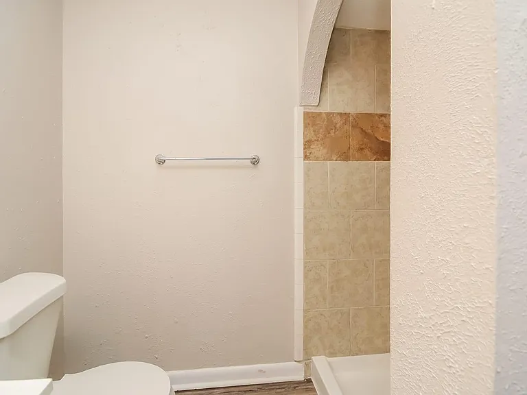 16835 Grampin Dr — Photo 13