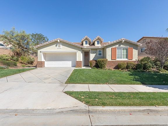 5th image of 34178 Hillside Dr