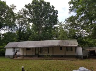 370 Robin Hood Ln, Hampton, GA 30228