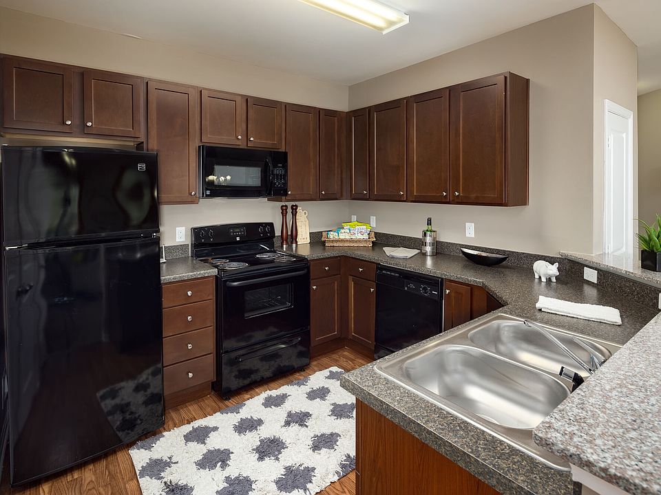 Channel Family Apartment Homes 1000 Channel Marker Way Hanahan SC