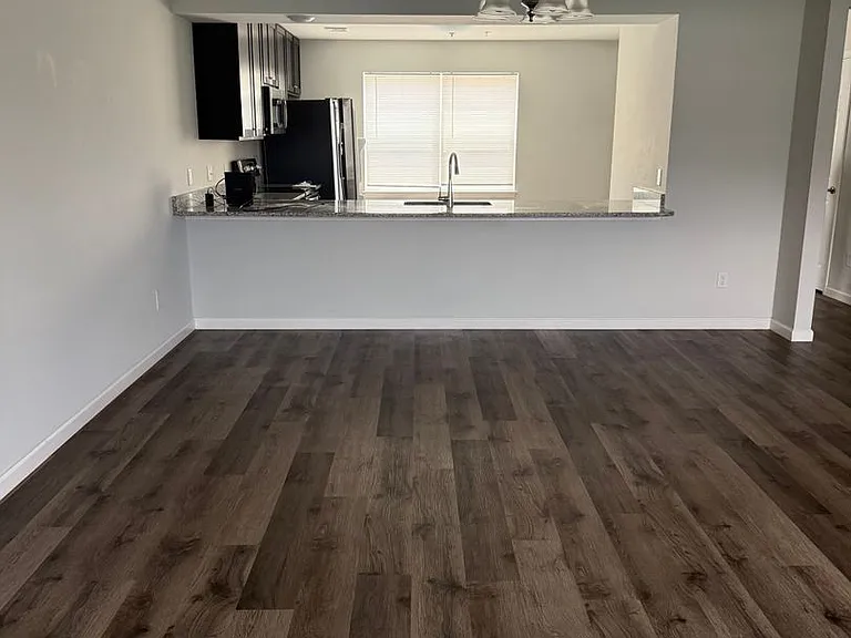 138 Delano Dr — Photo 10