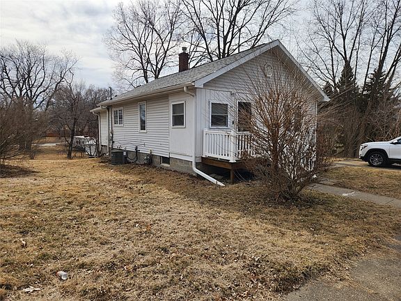 2nd image of 918 W Washington St
