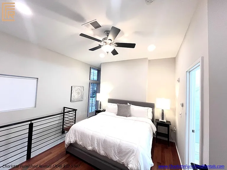 2084 Euclid Ave — Photo 11