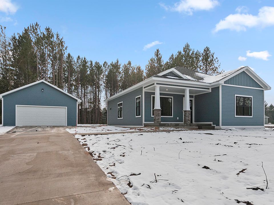 1st image of 261 Scenic Woods Dr