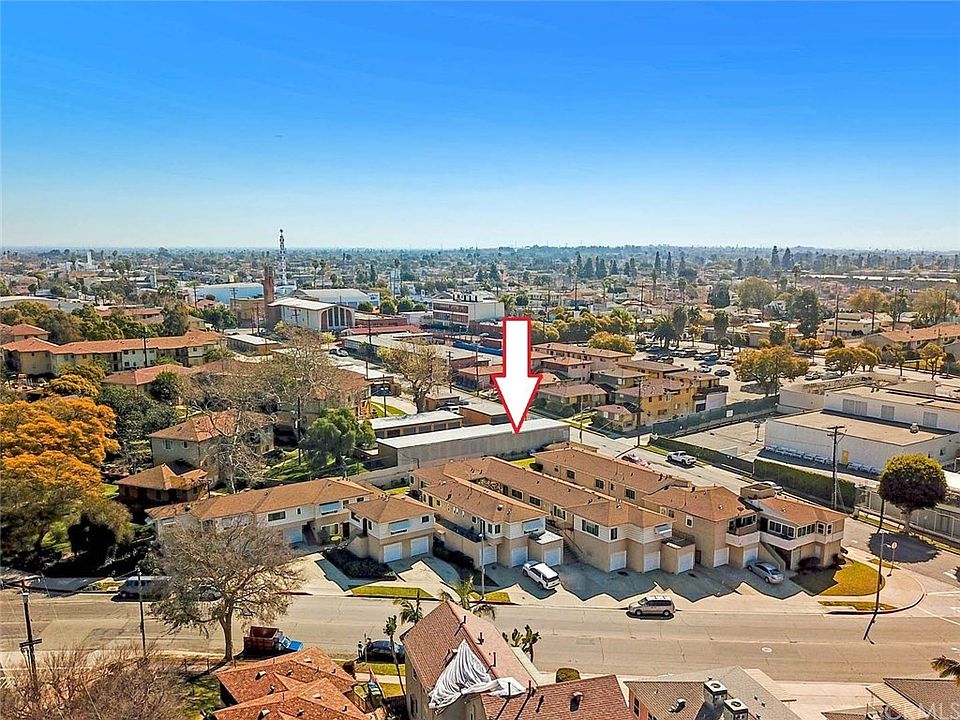 1st image of 8400 Crenshaw Dr