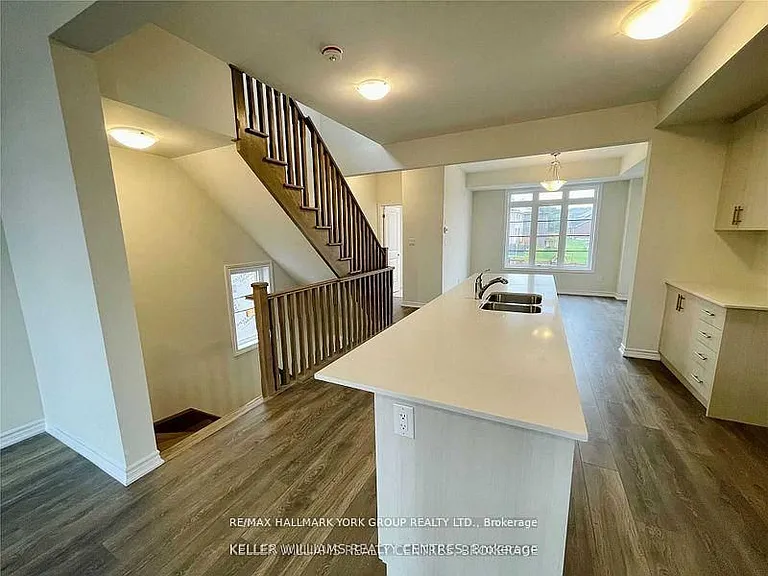 586 Murrell Blvd — Photo 3