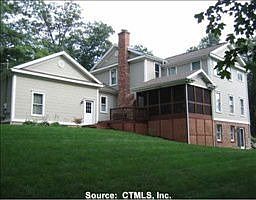 3rd image of 7 Kimberly Ln