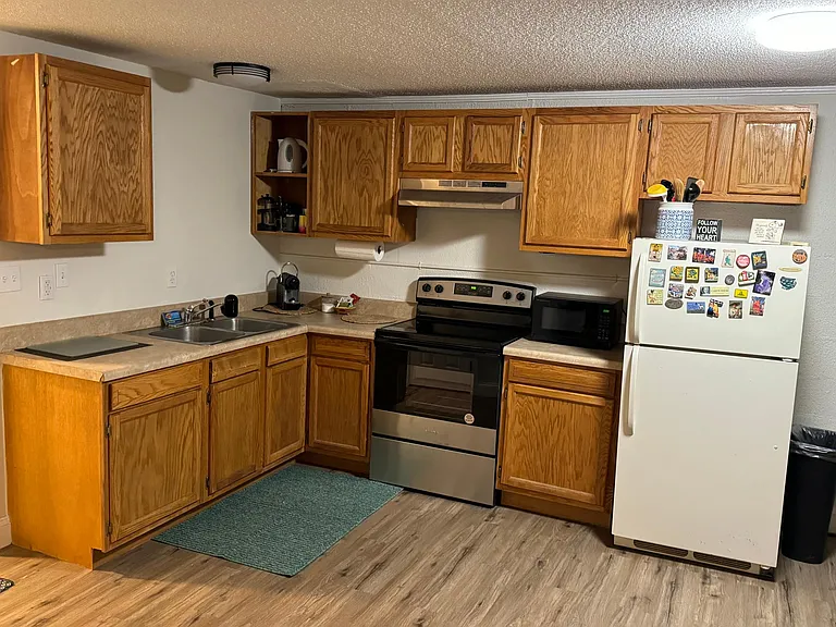 606 Sunnyview Dr #2 — Photo 8