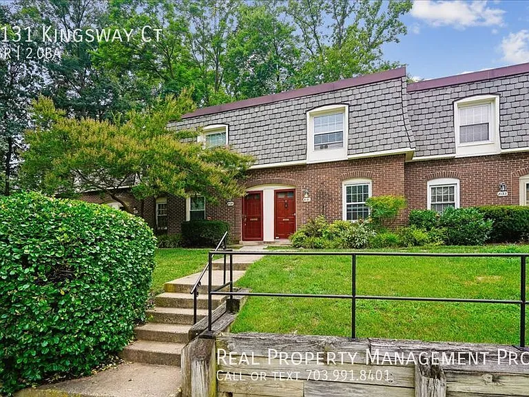 8131 Kingsway Ct — Photo 28