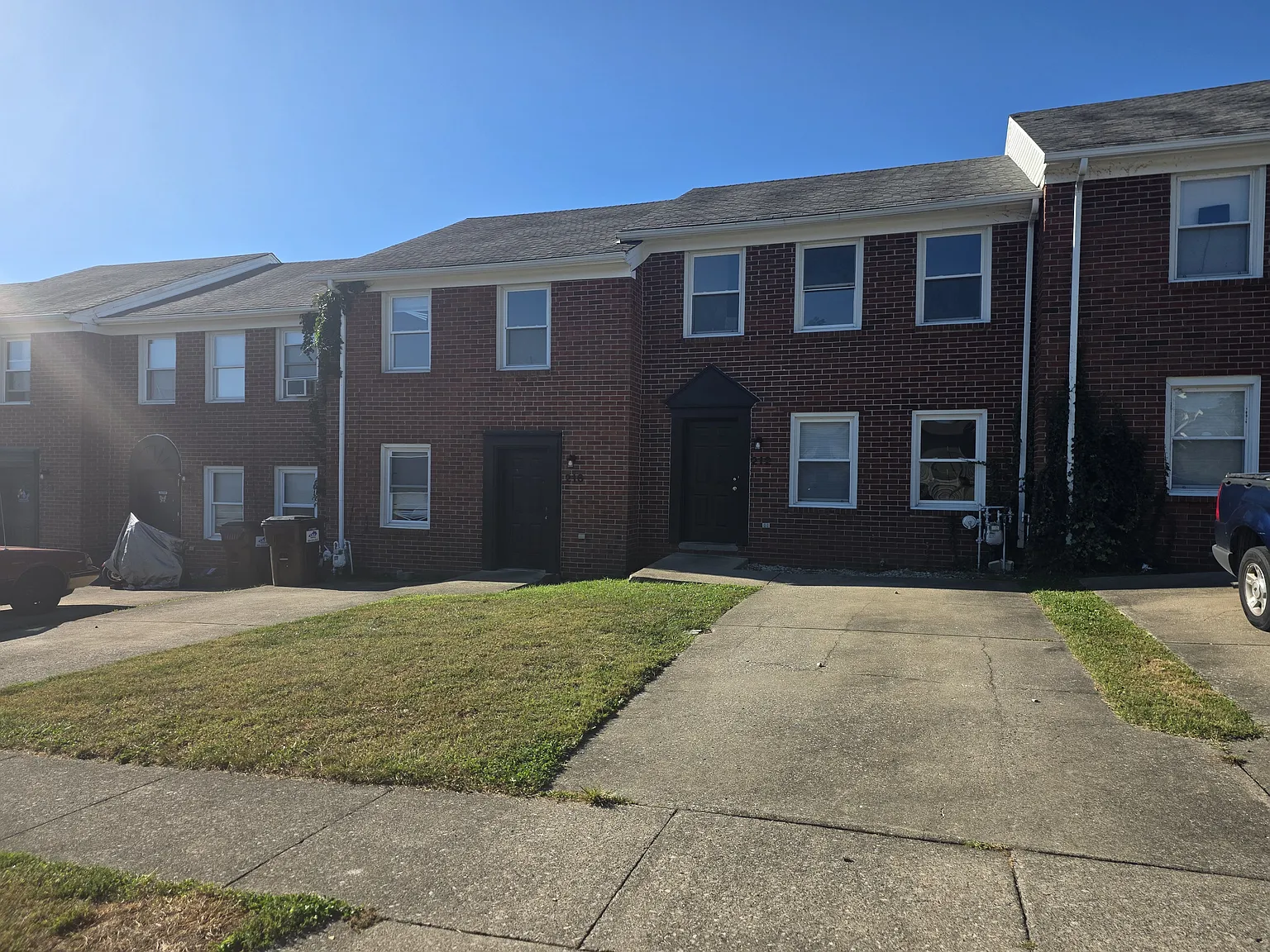2 bed, 1.5 bath, 1203 sqft, $1,195 — Photo 1