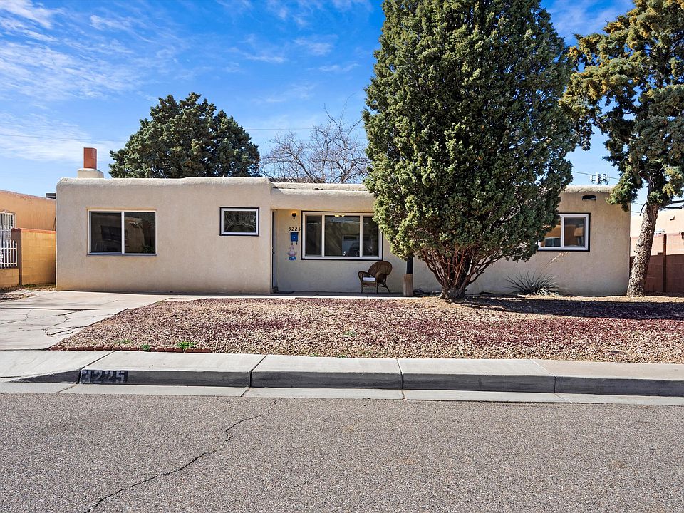 1st image of 3225 Ortiz Dr NE