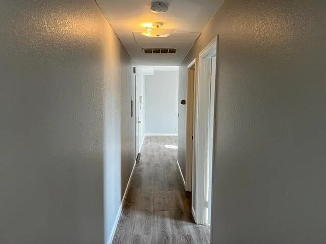 817 Main St #7 — Photo 23