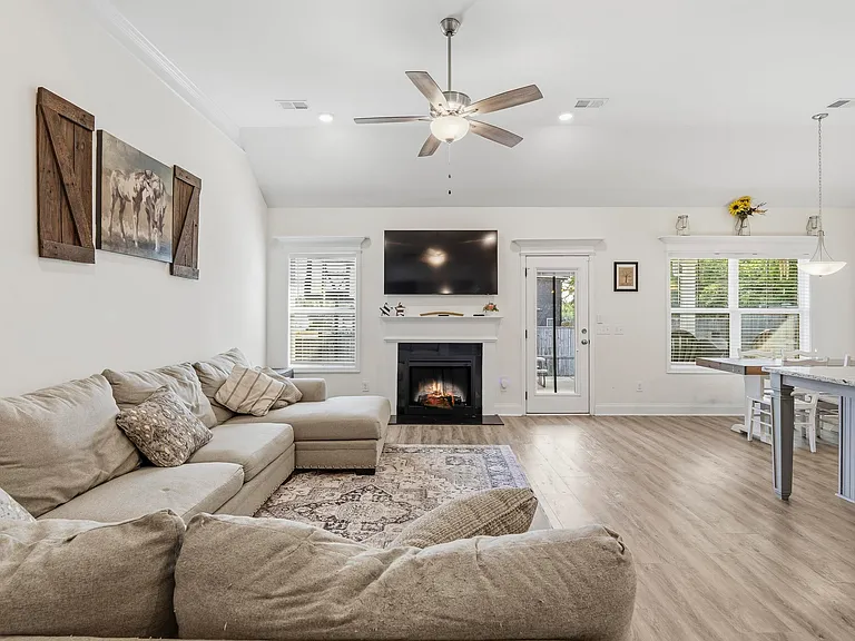 614 Samantha Brooke Way — Photo 4