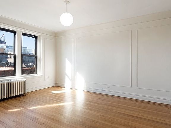 2nd image of 300 8th Ave APT 6I