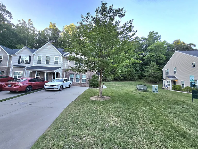 6522 Ashebrooke Dr — Photo 7