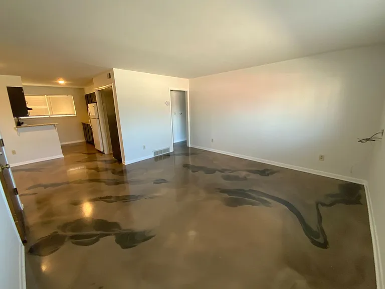 Library Place Apartments — Photo 28