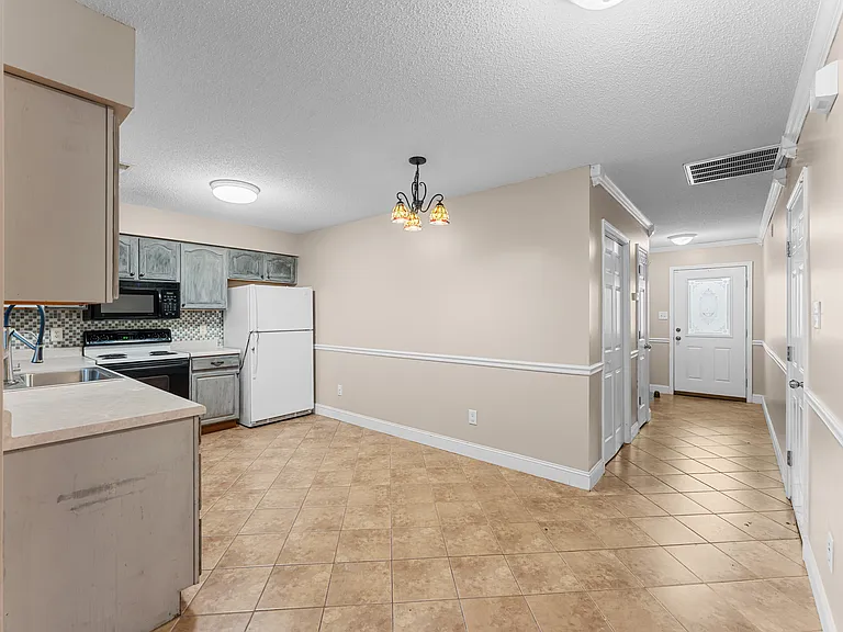 346 Hawthorne Oaks Way — Photo 2