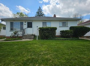 17710 Deforest Ave, Cleveland, OH