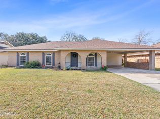318 San Carlos Cir, Lafayette, LA 70506