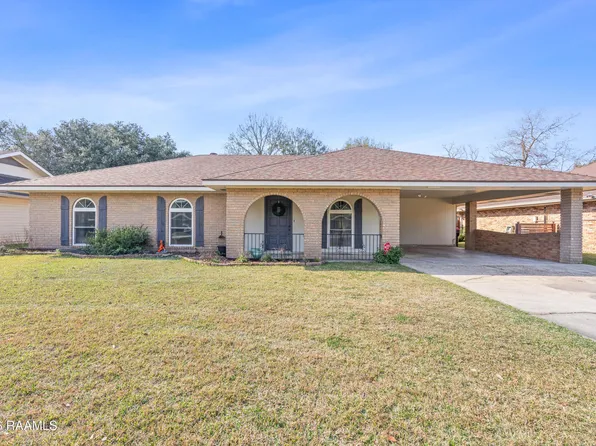 318 San Carlos Cir, Lafayette, LA 70506