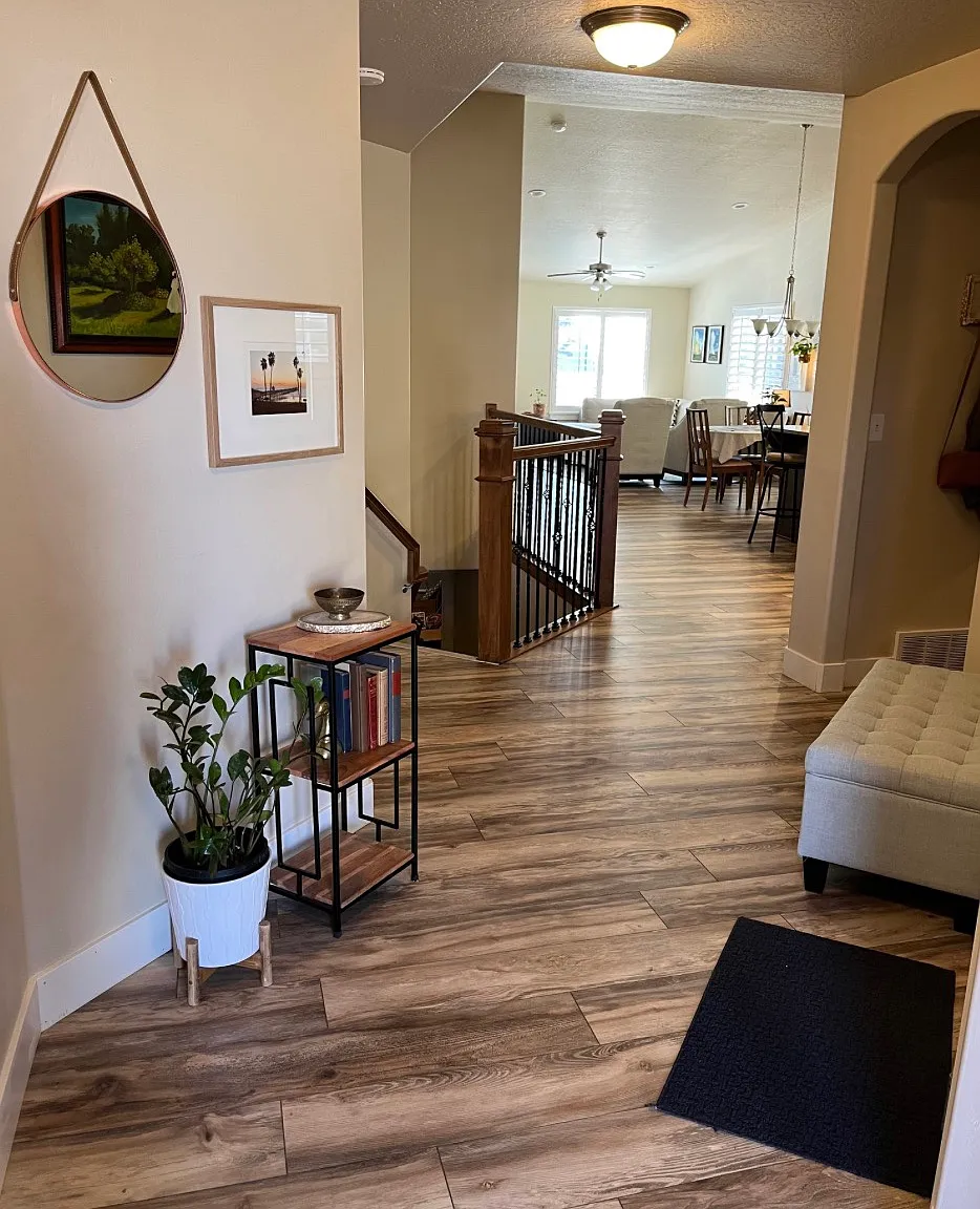 4 bed, 3306 sqft, $2,950 — Photo 2