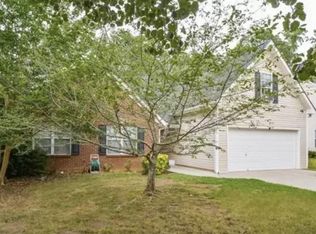 498 Bellingham Dr, Sugar Hill, GA 30518