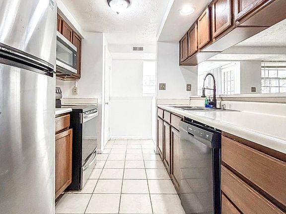 2nd image of 1301 Clover Valley Way APT C