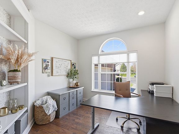 4th image of 14211 Monarchy Ln