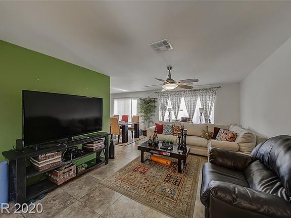 4th image of 8077 Torremolinos Ave