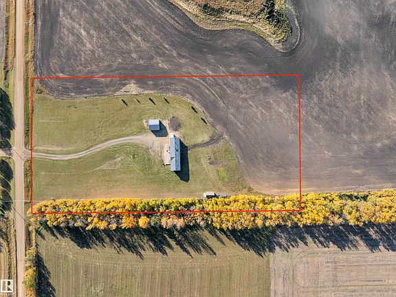 3rd image of 48138 Range Road 244