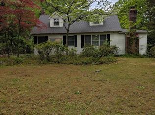 45 Sunken Meadow Rd, Northport, NY 11768