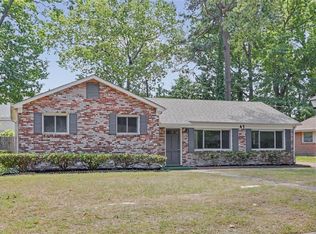 47 Azalea Dr, Hampton, VA 23669