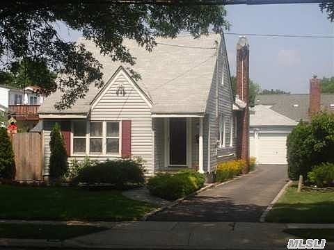 2nd image of 2619 Beach Dr