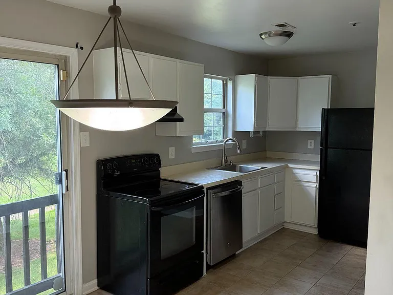 6769 Milltown Ct — Photo 4